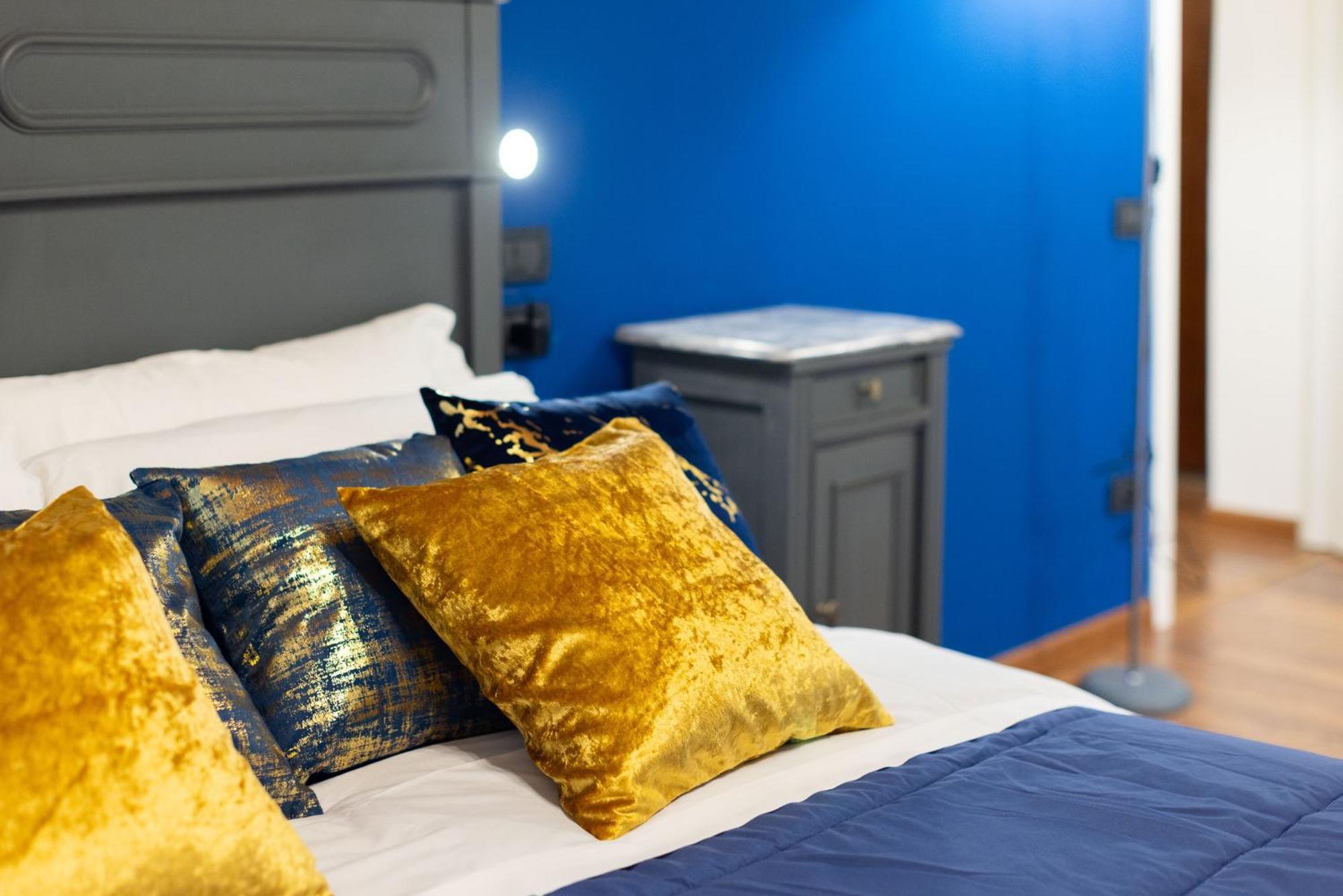 Blue Venetian House Apartment Exterior photo